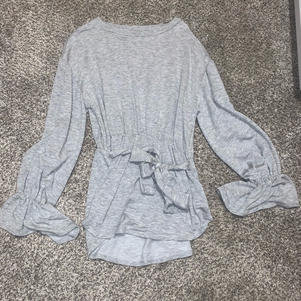 💕 Buckle exclusive sweater - Size S - EUC